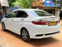 https://riyasewana.com/uploads/honda-grace-sensing-2017-56050712103.jpg