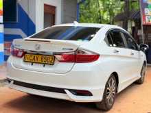 https://riyasewana.com/uploads/honda-grace-sensing-2017-56050712474.jpg