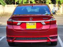https://riyasewana.com/uploads/honda-grace-sensing-71614304472.jpg