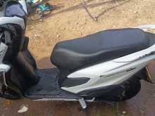 https://riyasewana.com/uploads/honda-grazia-125-2411265713503.jpg