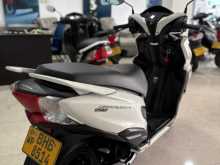 https://riyasewana.com/uploads/honda-grazia-151243241035.jpg