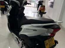 https://riyasewana.com/uploads/honda-grazia-151243241564.jpg