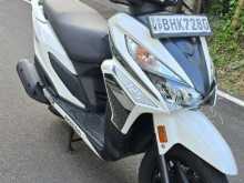 https://riyasewana.com/uploads/honda-grazia-201011204383.jpg