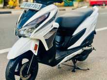 https://riyasewana.com/uploads/honda-grazia-2011334513332.jpg