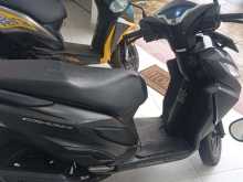 https://riyasewana.com/uploads/honda-grazia-241345414203.jpg