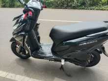 https://riyasewana.com/uploads/honda-grazia-29844484372.jpg