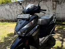 https://riyasewana.com/uploads/honda-grazia-311005564073.jpg