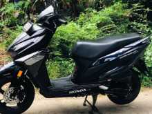 https://riyasewana.com/uploads/honda-grazia-41208214753.jpg