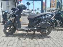 https://riyasewana.com/uploads/honda-grazia-91812414042.jpg