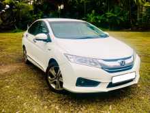 Honda Grace 2015 Car