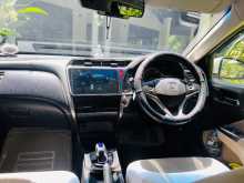 https://riyasewana.com/uploads/honda-grece-2015-321050612522.jpg