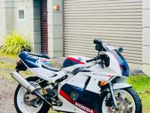 Honda Gullarm MC22 2007 Motorbike