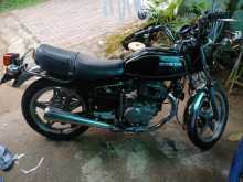 https://riyasewana.com/uploads/honda-hawk-2-1915083513584.jpg