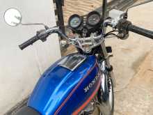 https://riyasewana.com/uploads/honda-hawk-2-61356091482.jpg