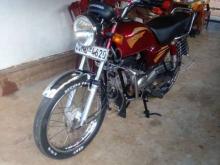 Honda Deluxe 2005 Motorbike