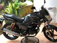 Hero-Honda Hunk 2010 Motorbike