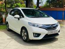 https://riyasewana.com/uploads/honda-hona-fit-2014-1415124012452.jpg