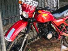 Honda XLR 125 2003 Motorbike
