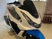 Honda PCX 2024 Motorbike