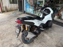 Honda ADV 2025 Motorbike