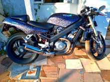 Honda 400 2004 Motorbike