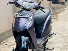 https://riyasewana.com/uploads/honda-honda-activa-32155394062.jpg