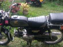 https://riyasewana.com/uploads/honda-honda-benli-261752344463.jpg