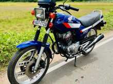 Honda Honda CB125T Deluxe Japan 1990 Motorbike