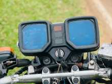 https://riyasewana.com/uploads/honda-honda-cb250rsz-32033154603.jpg