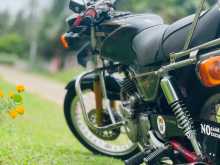 https://riyasewana.com/uploads/honda-honda-cb250rsz-32033154902.jpg