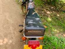 https://riyasewana.com/uploads/honda-honda-cd-118445913533.jpg
