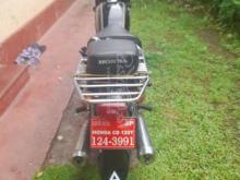 https://riyasewana.com/uploads/honda-honda-cd125-30122521470297.jpg