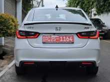 https://riyasewana.com/uploads/honda-honda-city-2025-1211303912482.jpg