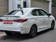 https://riyasewana.com/uploads/honda-honda-city-2025-1211303912904.jpg