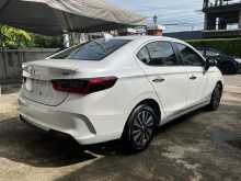 https://riyasewana.com/uploads/honda-honda-city-2025-1919460612503.jpg