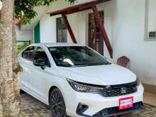 https://riyasewana.com/uploads/honda-honda-city-2025-2311060712083.jpg
