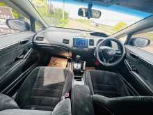 https://riyasewana.com/uploads/honda-honda-civic-1720581922753.jpg