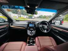 https://riyasewana.com/uploads/honda-honda-cr-v-2483532395.jpg