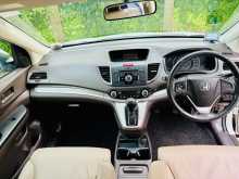https://riyasewana.com/uploads/honda-honda-crv-2013-211362312814.jpg