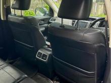 https://riyasewana.com/uploads/honda-honda-crv-2923210324452.jpg