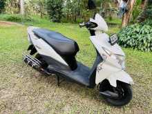 https://riyasewana.com/uploads/honda-honda-dio-1110115222952.jpg