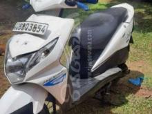 https://riyasewana.com/uploads/honda-honda-dio-111136421375380.jpg