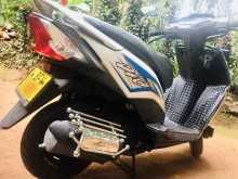 https://riyasewana.com/uploads/honda-honda-dio-129281922582.jpg