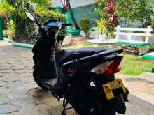 https://riyasewana.com/uploads/honda-honda-dio-149470413962.jpg