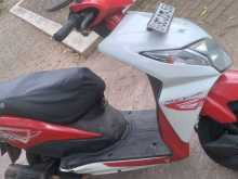 https://riyasewana.com/uploads/honda-honda-dio-2410032313983.jpg