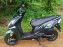 https://riyasewana.com/uploads/honda-honda-dio-261108404462.jpg