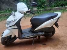 https://riyasewana.com/uploads/honda-honda-dio-2712062913512.jpg