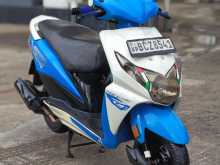 Honda DIO 2015 Motorbike