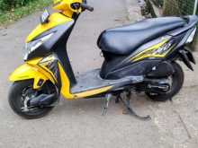 https://riyasewana.com/uploads/honda-honda-dio-620465713732.jpg