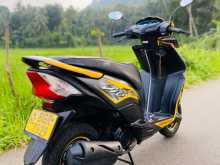 https://riyasewana.com/uploads/honda-honda-dio-818282813933.jpg